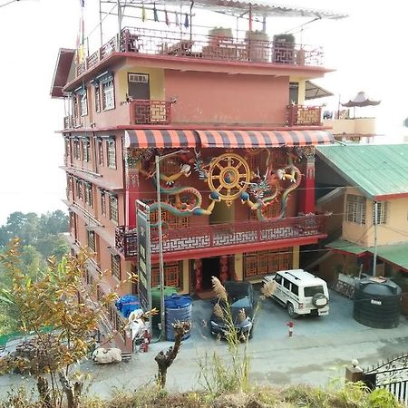 Hotel Golden Dragon Aritar Екстер'єр фото