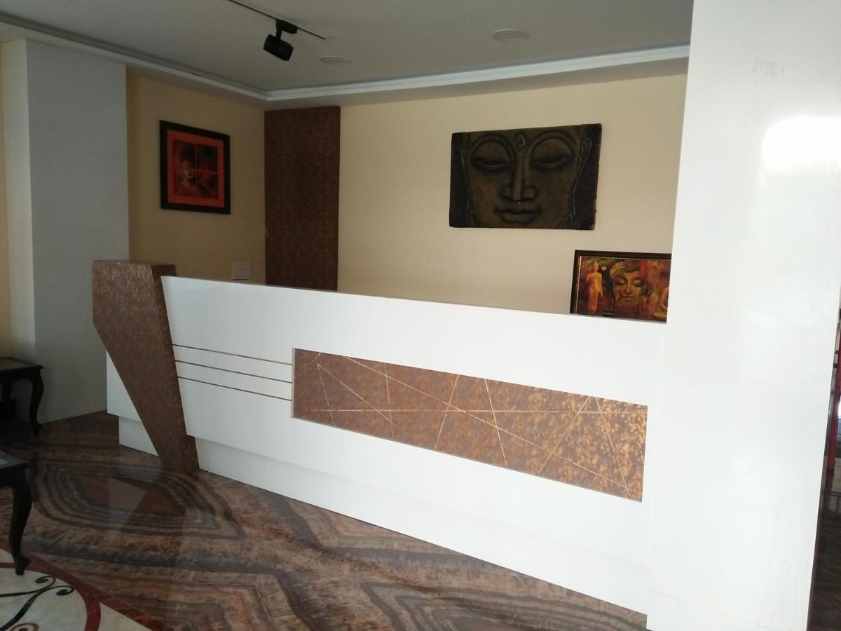 Hotel Golden Dragon Aritar Екстер'єр фото